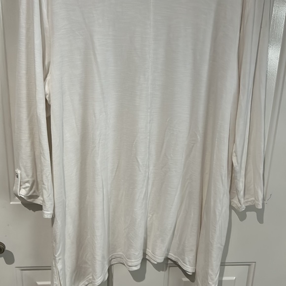Zenergy by chicos  size 3 tunic - Picture 7 of 8